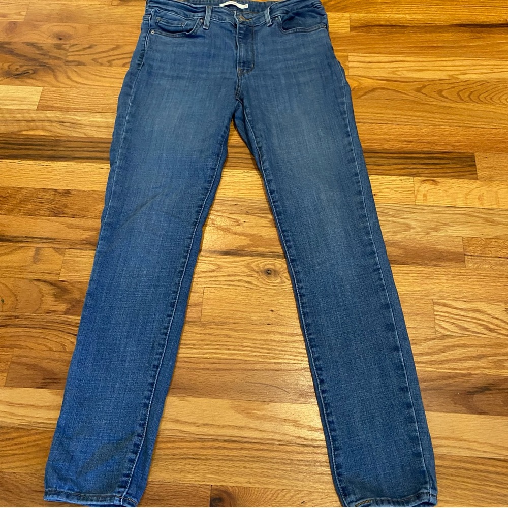 711 Skinny Ladies Levi’s